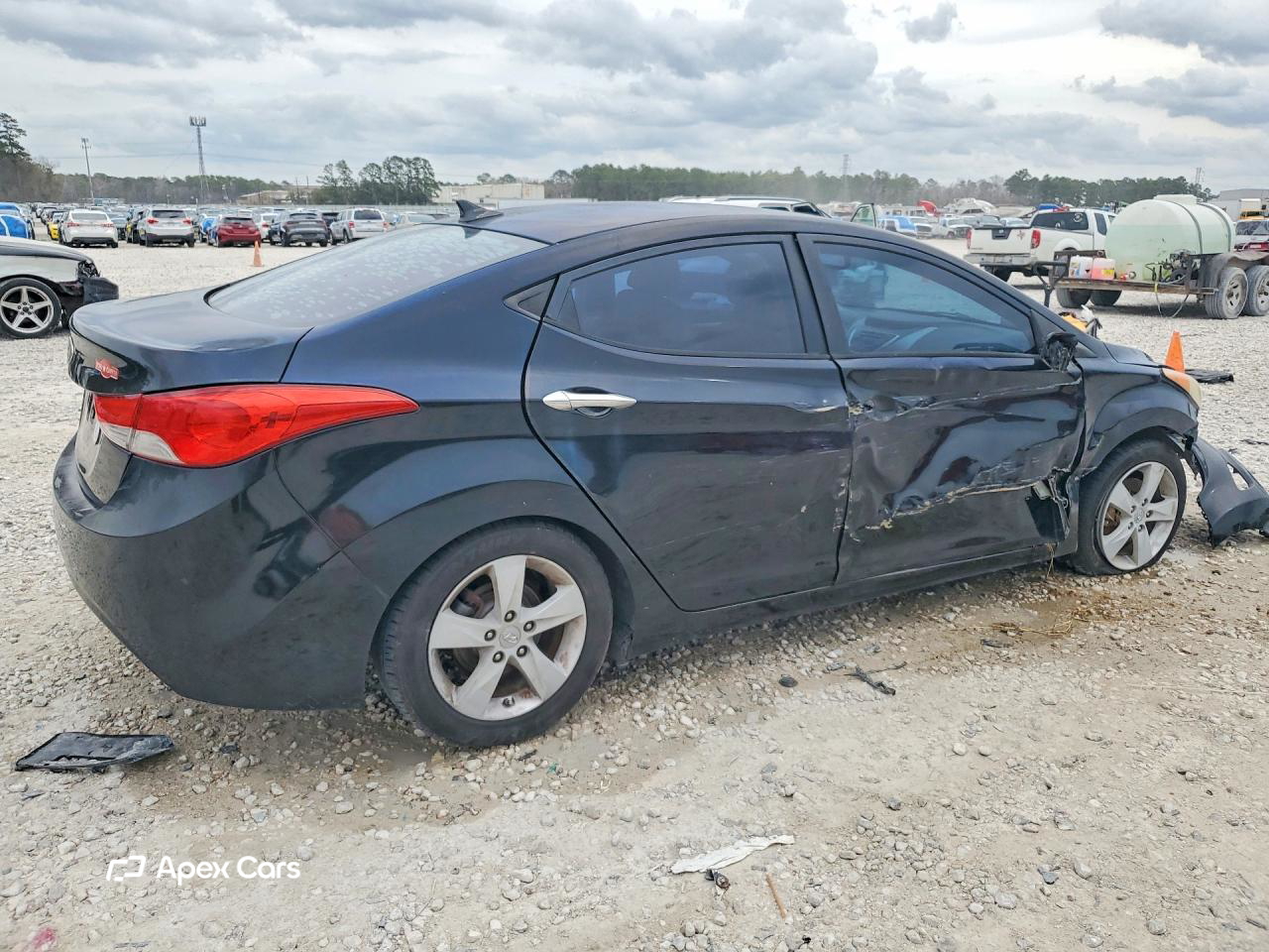 Hyundai Elantra 2012