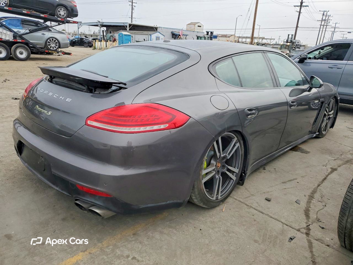 Porsche Panamera 2014