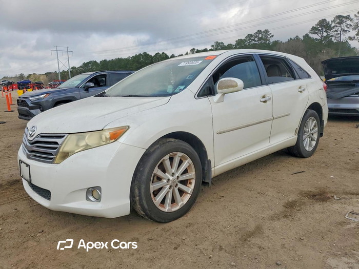 2011 Toyota Venza - Image 1 of 5
