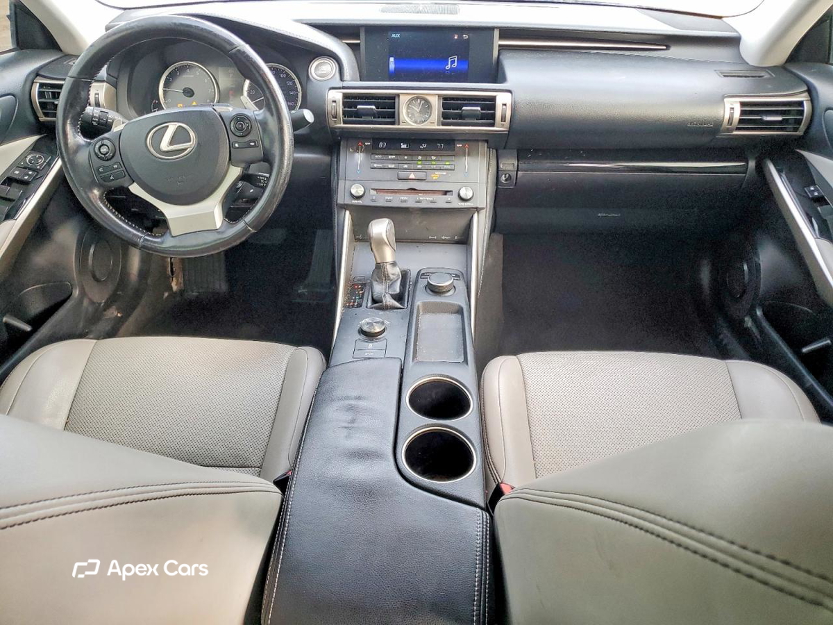 Lexus IS 2015