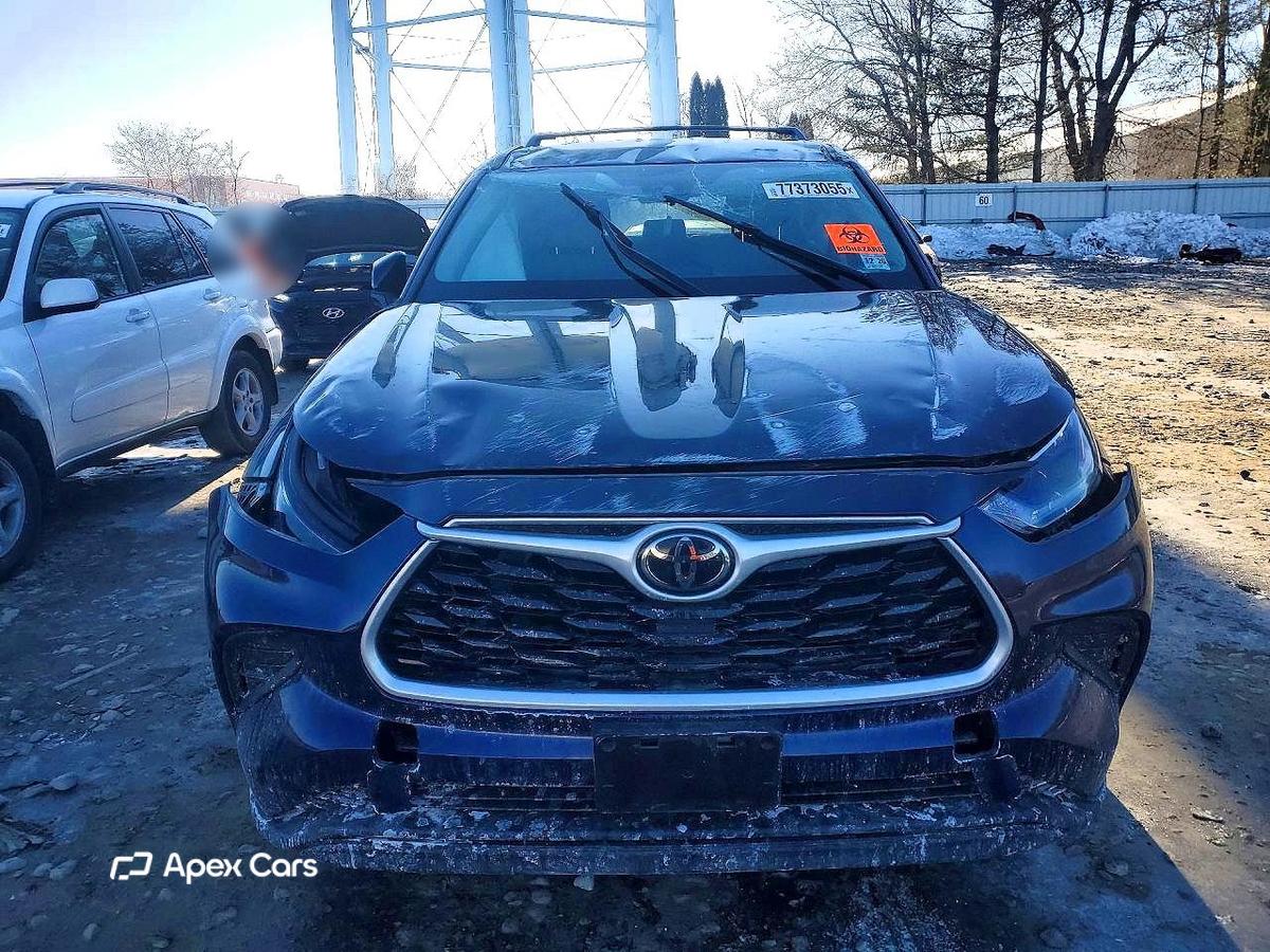 Toyota Highlander 2021