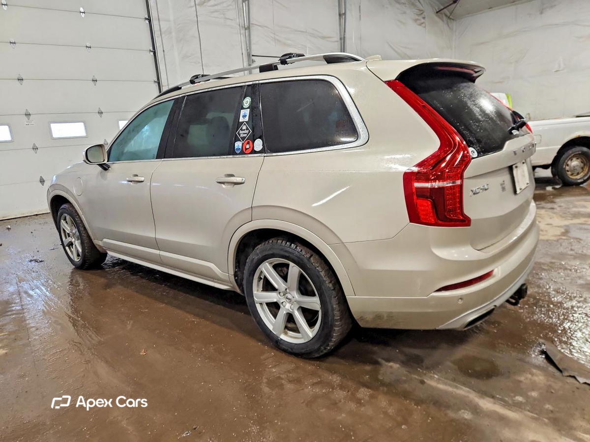 Volvo XC90 2016
