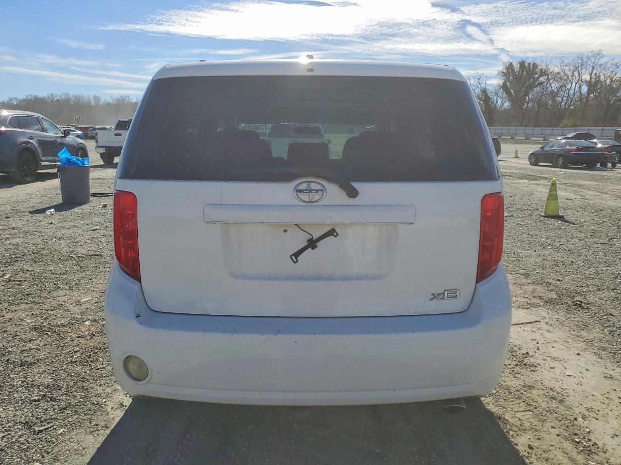 Scion xB 2009