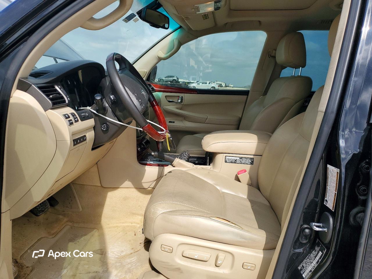 Lexus LX 2008
