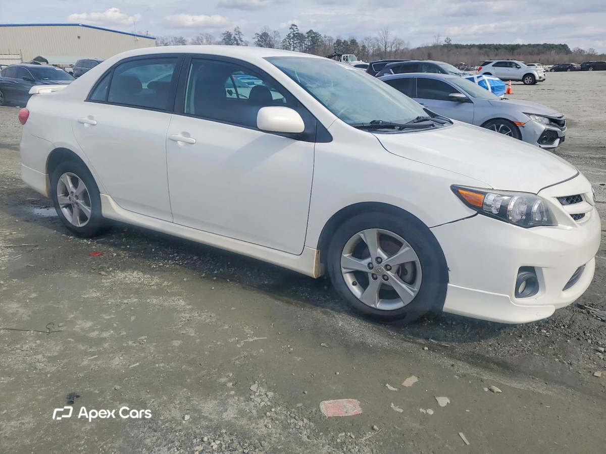 Toyota Corolla 2012