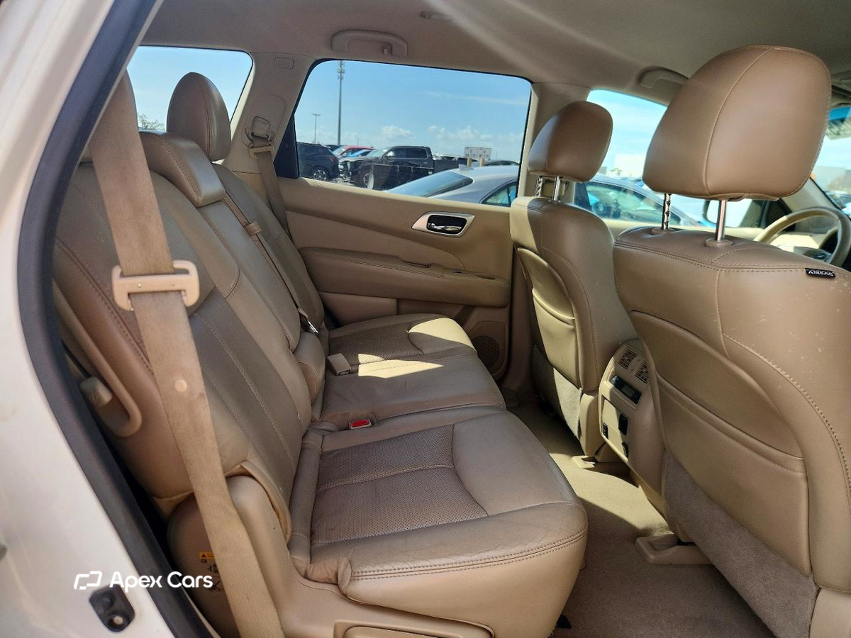 Nissan Pathfinder 2014