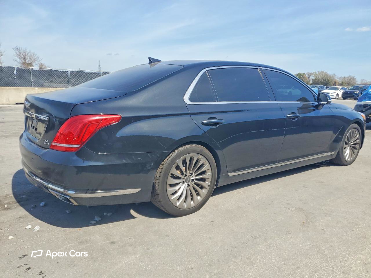 Genesis G90 2017