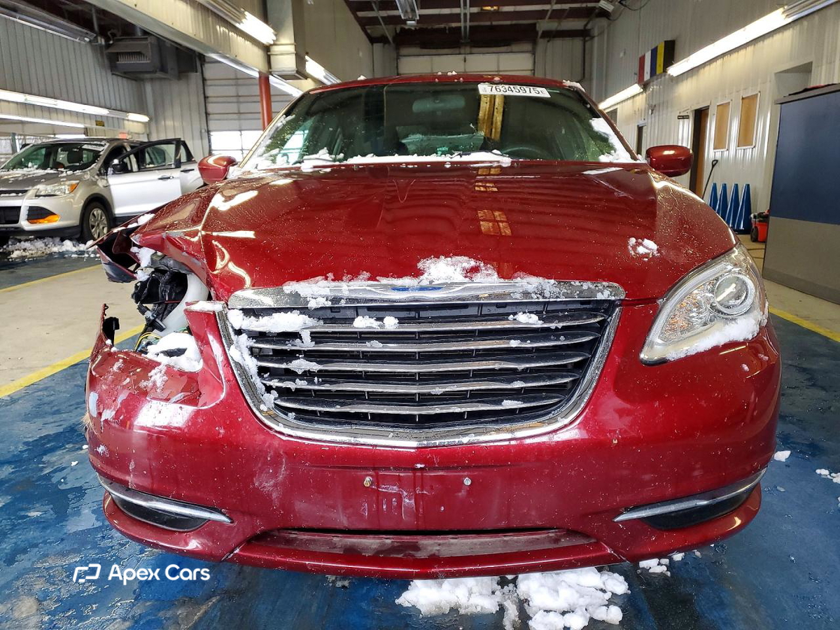 Chrysler 200 2012