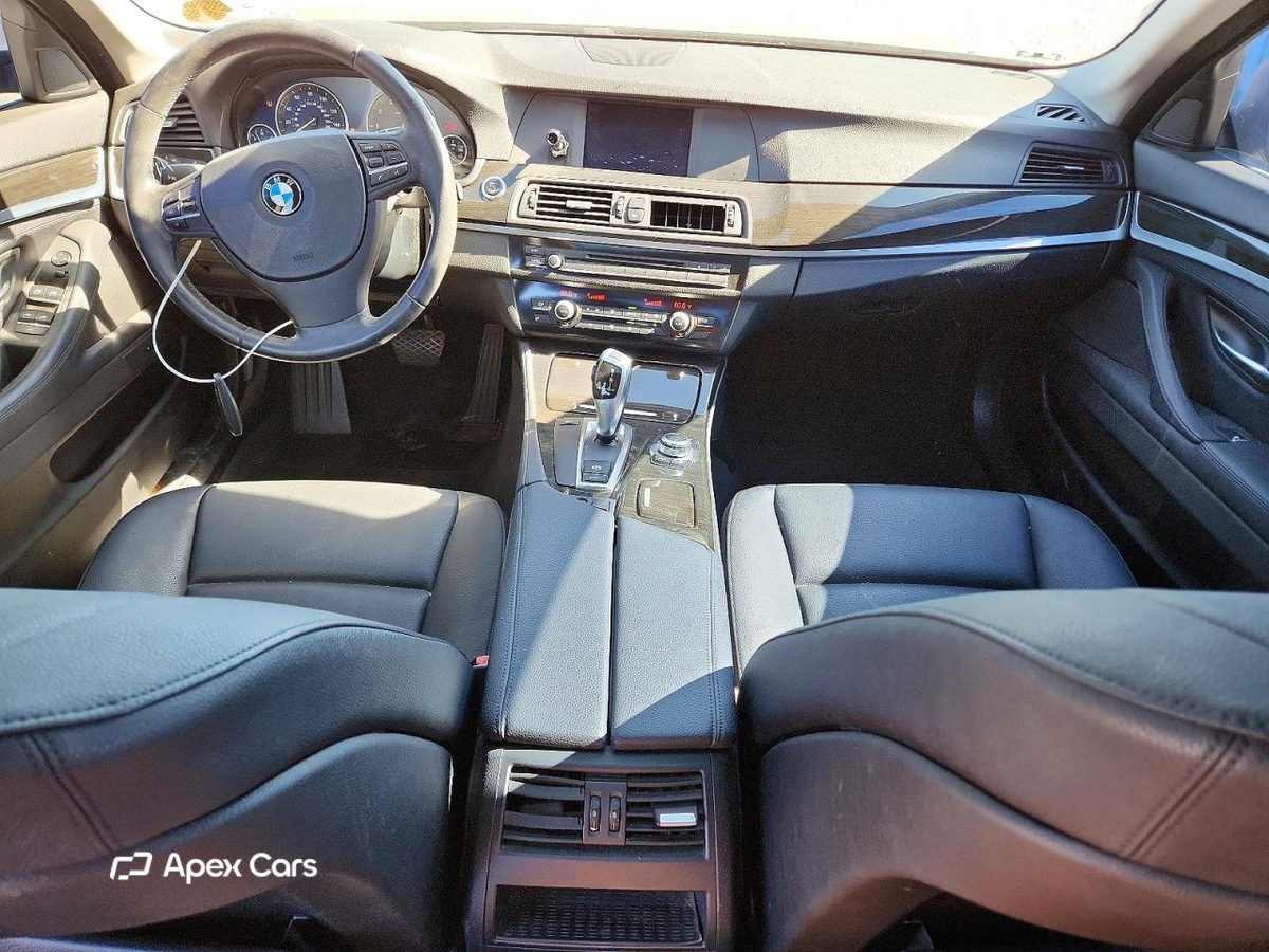 BMW Series 5 2011