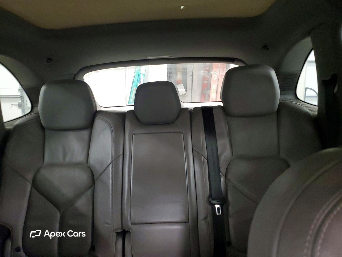 Porsche Cayenne 2013