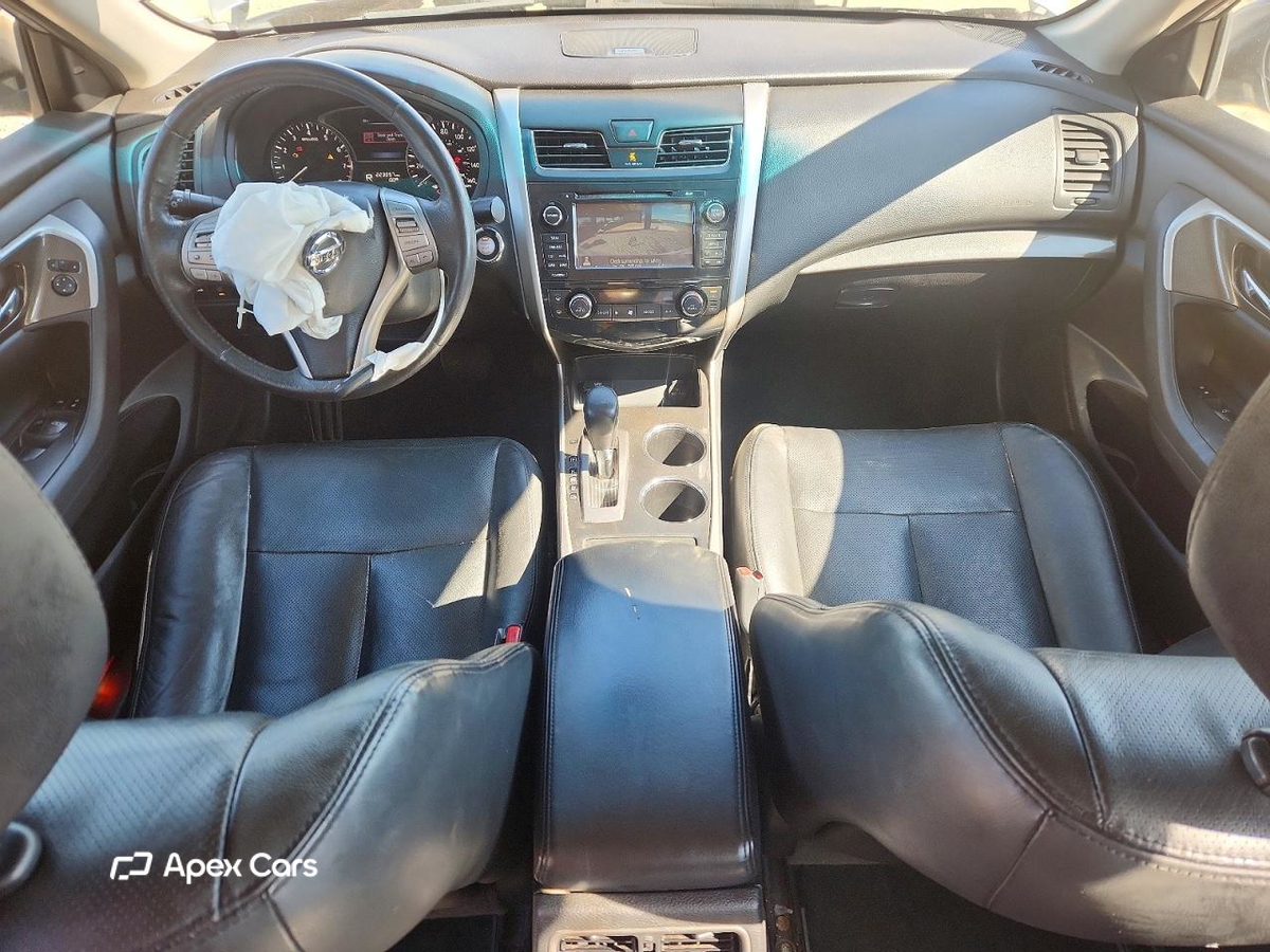 Nissan Altima 2015