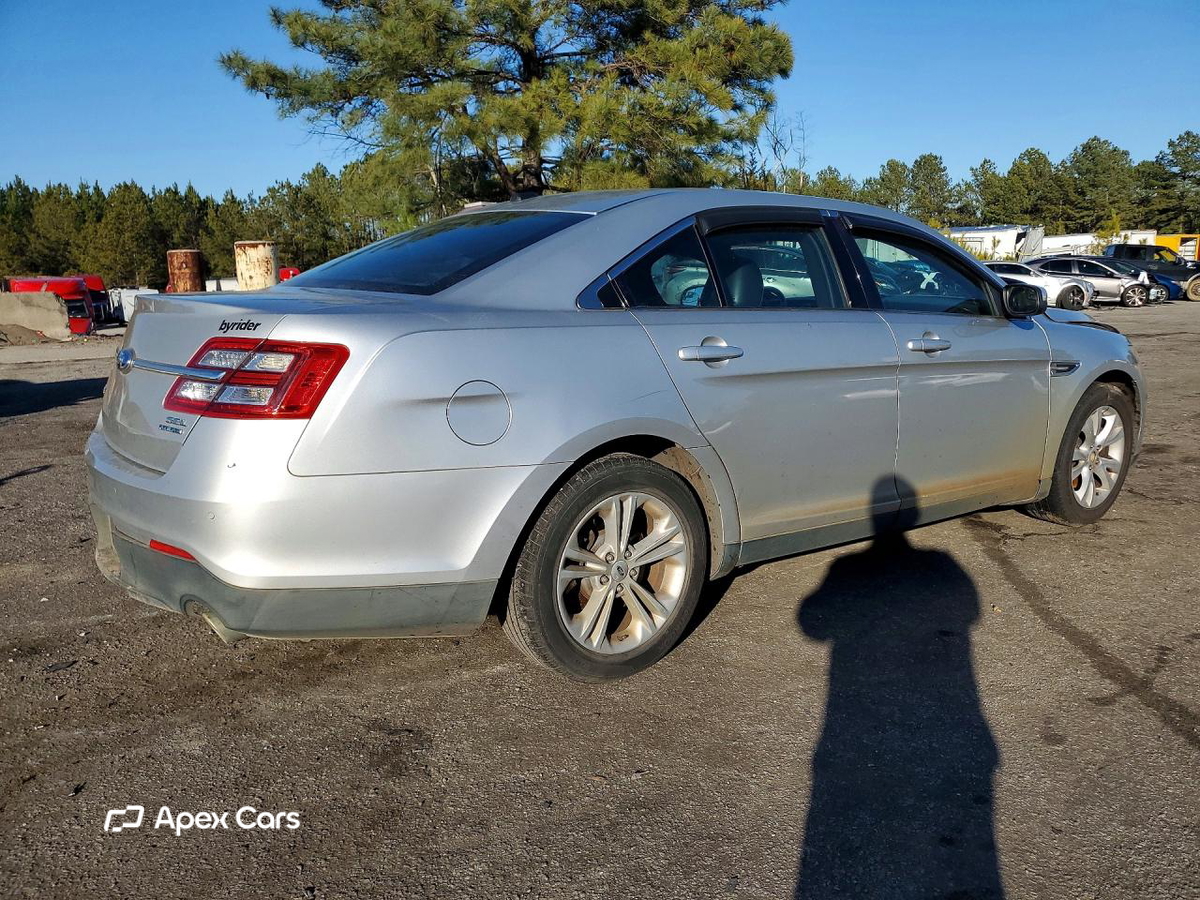 Ford Taurus 2013