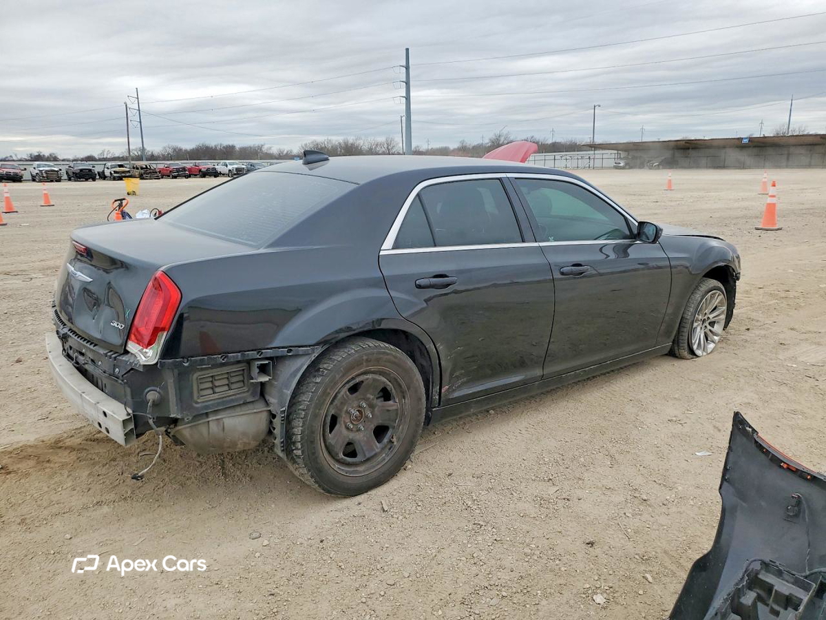Chrysler 300 2021