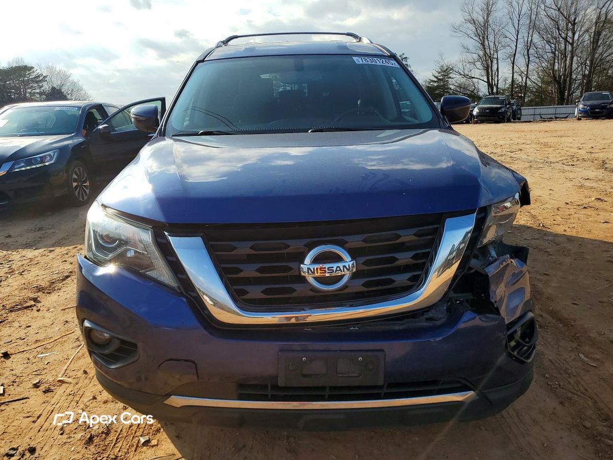 Nissan Pathfinder 2018