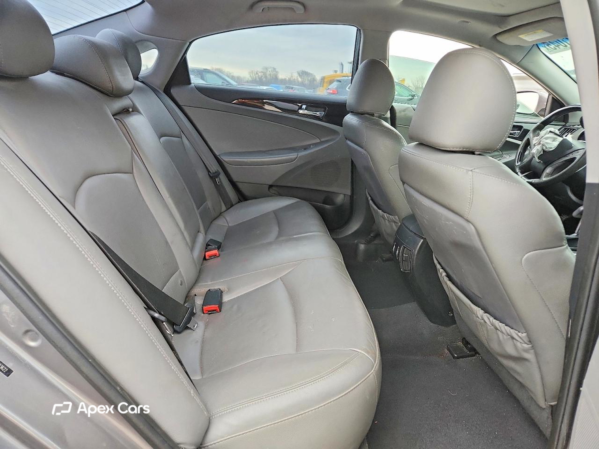 Hyundai Sonata 2012