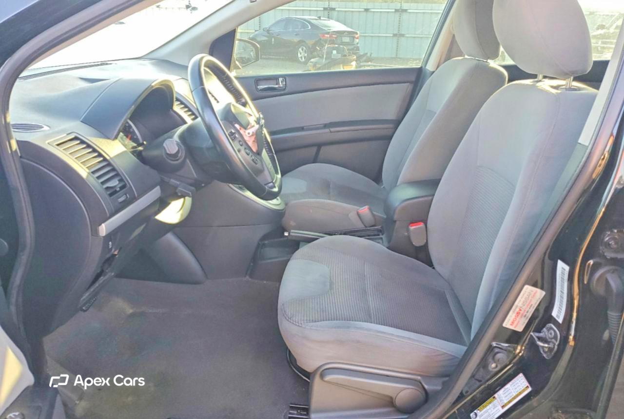 Nissan Sentra 2012