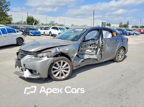 Lexus IS 2014 - Image 1 of 13