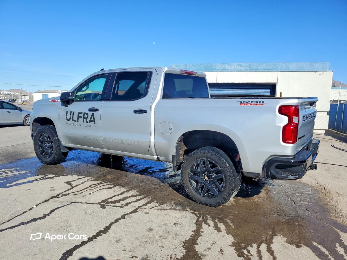 Chevrolet Silverado 2021