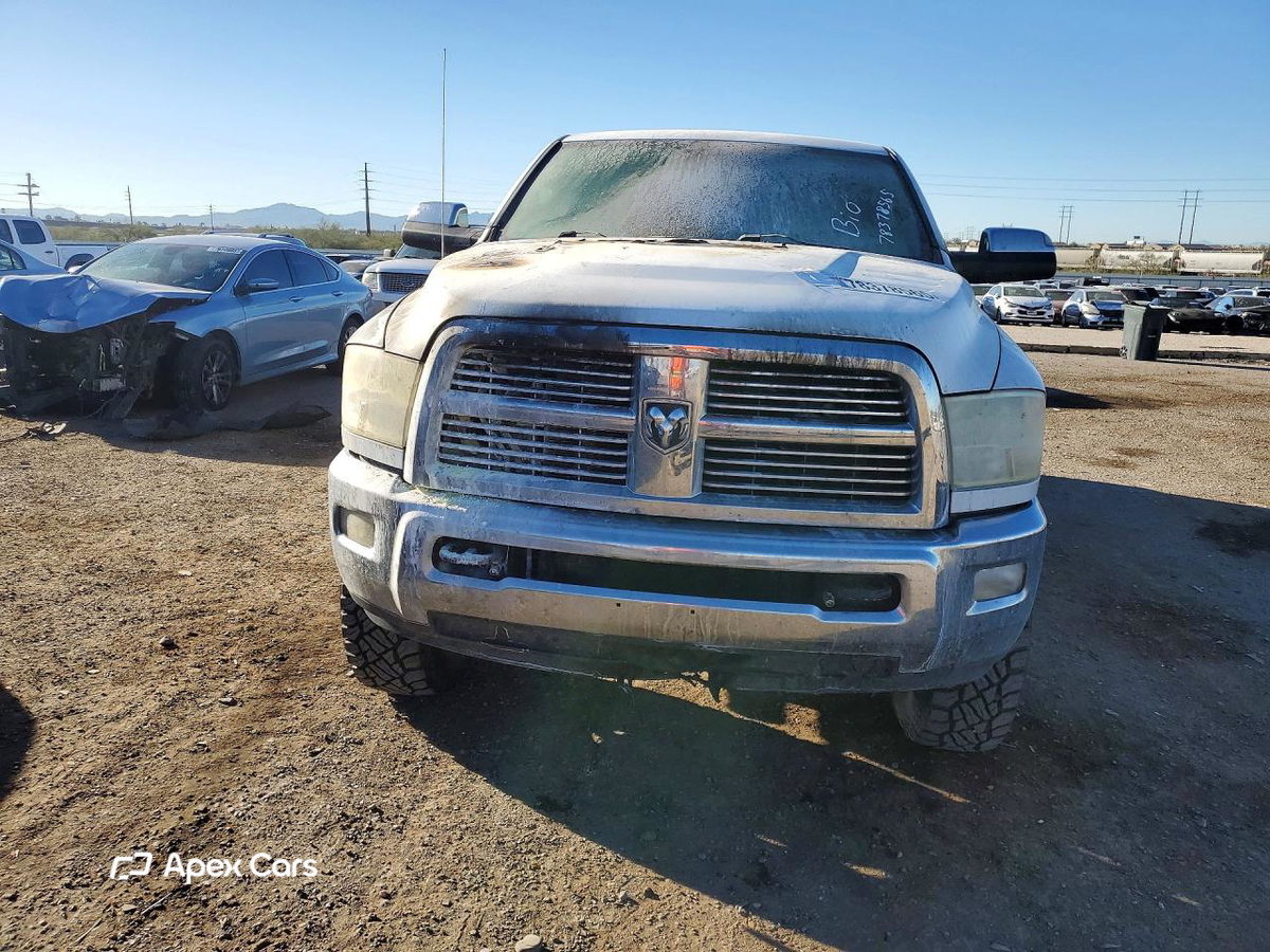 Dodge RAM 2011