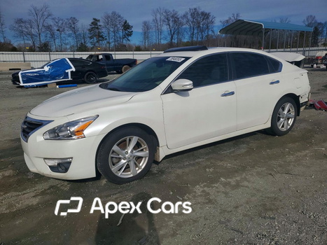 Nissan Altima 2015 - Image 1 of 14