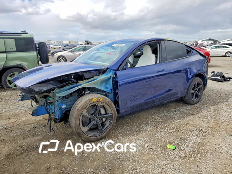 Tesla Model Y 2026 - Zdjęcie 1 z 14