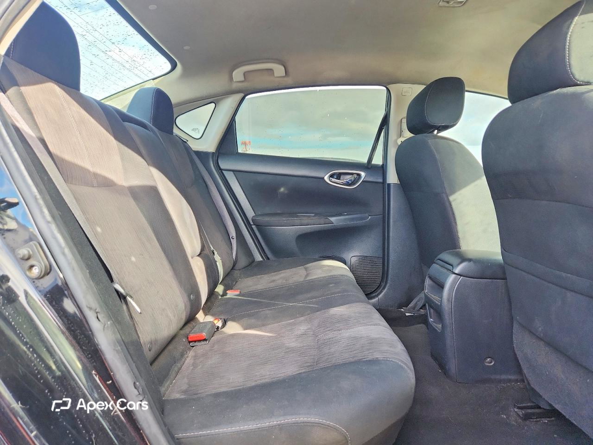Nissan Sentra 2015