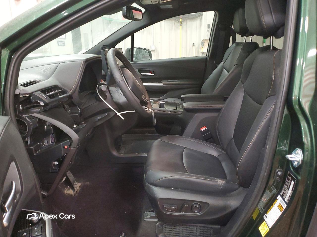 Toyota Sienna 2025