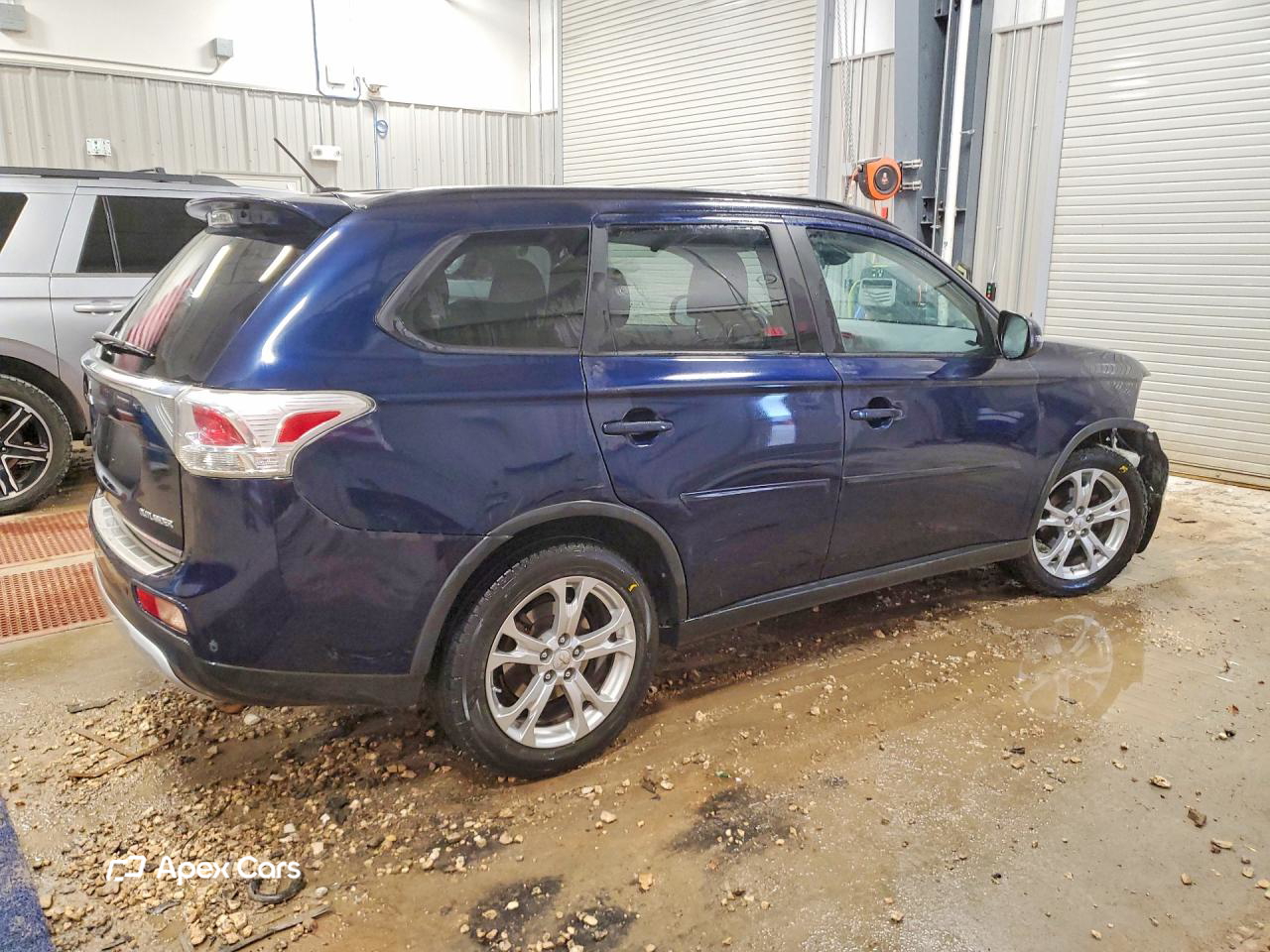 Mitsubishi Outlander 2015