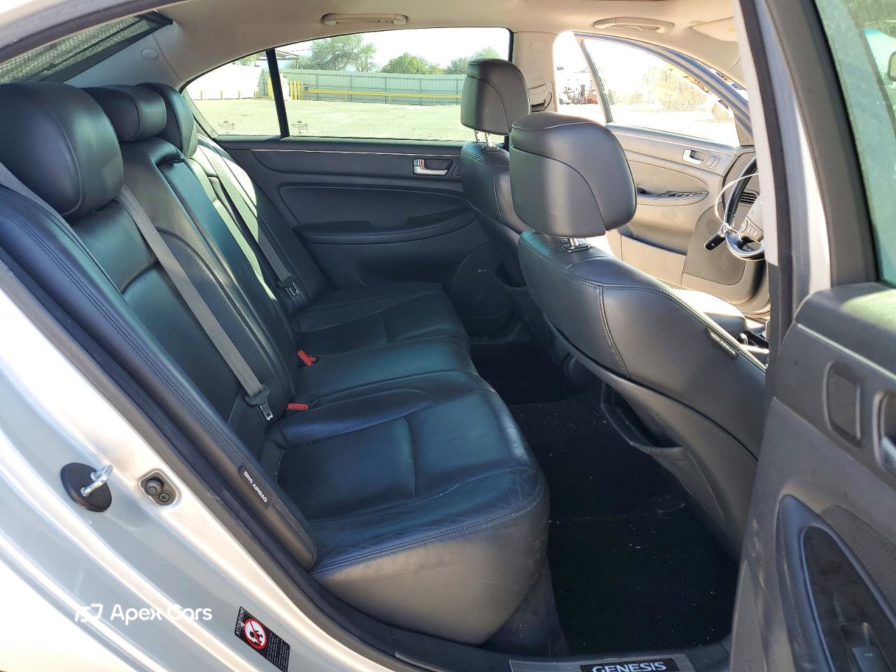 Hyundai Genesis 2012