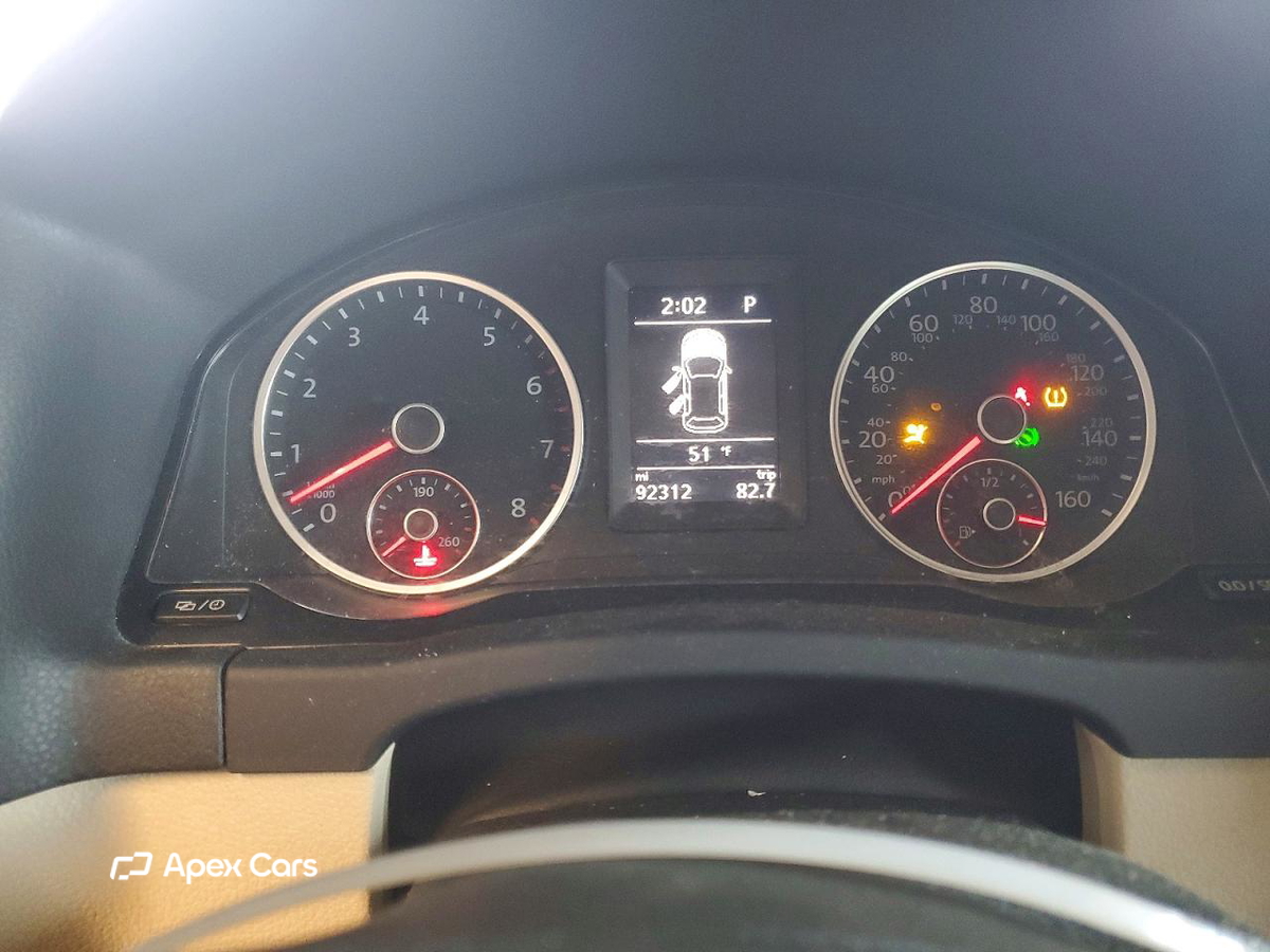 Volkswagen Tiguan 2015