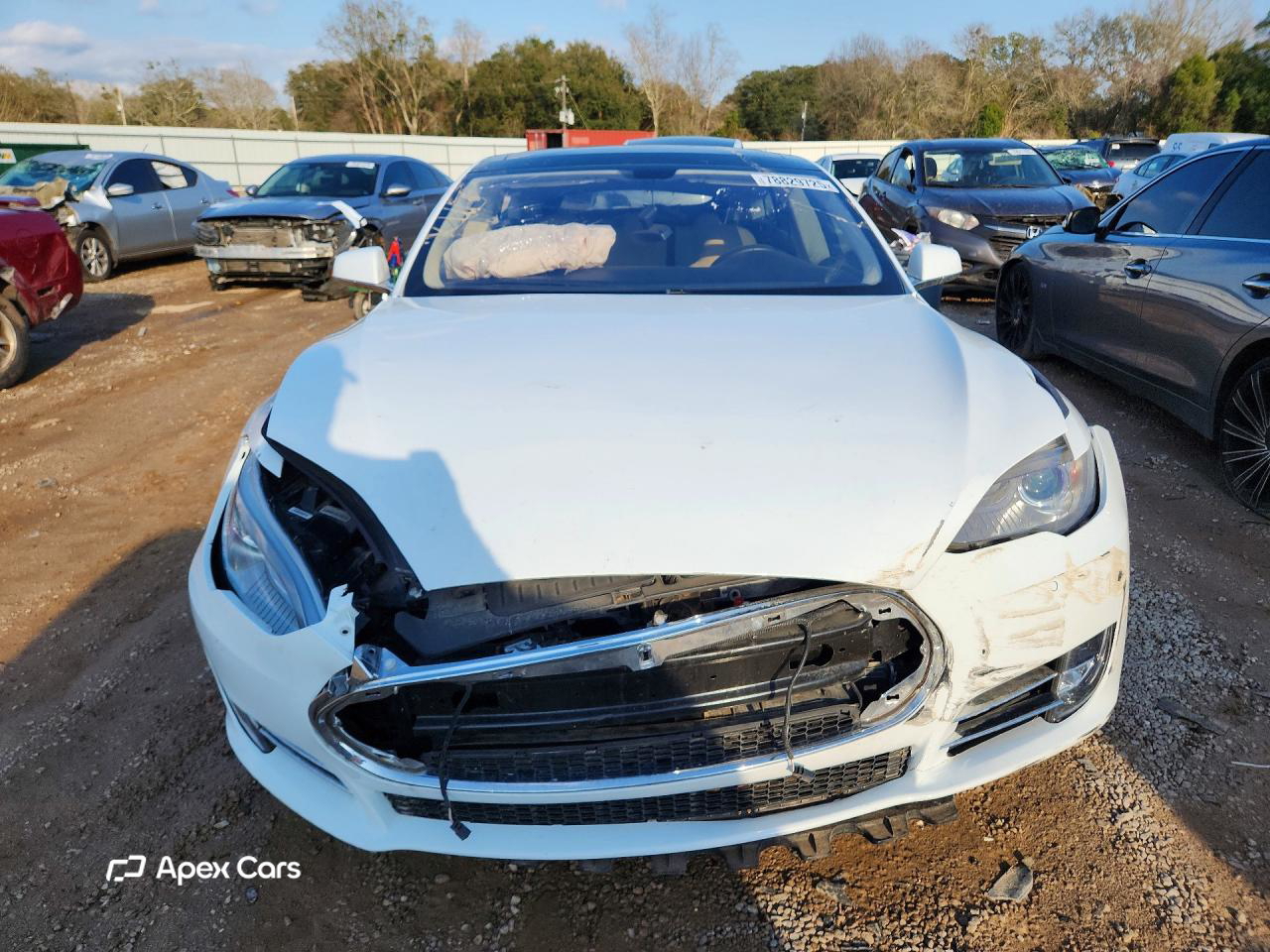 Tesla Model S 2013