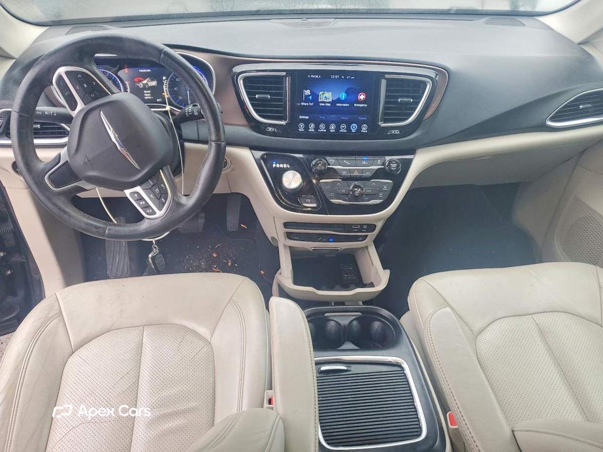 Chrysler Pacifica 2017