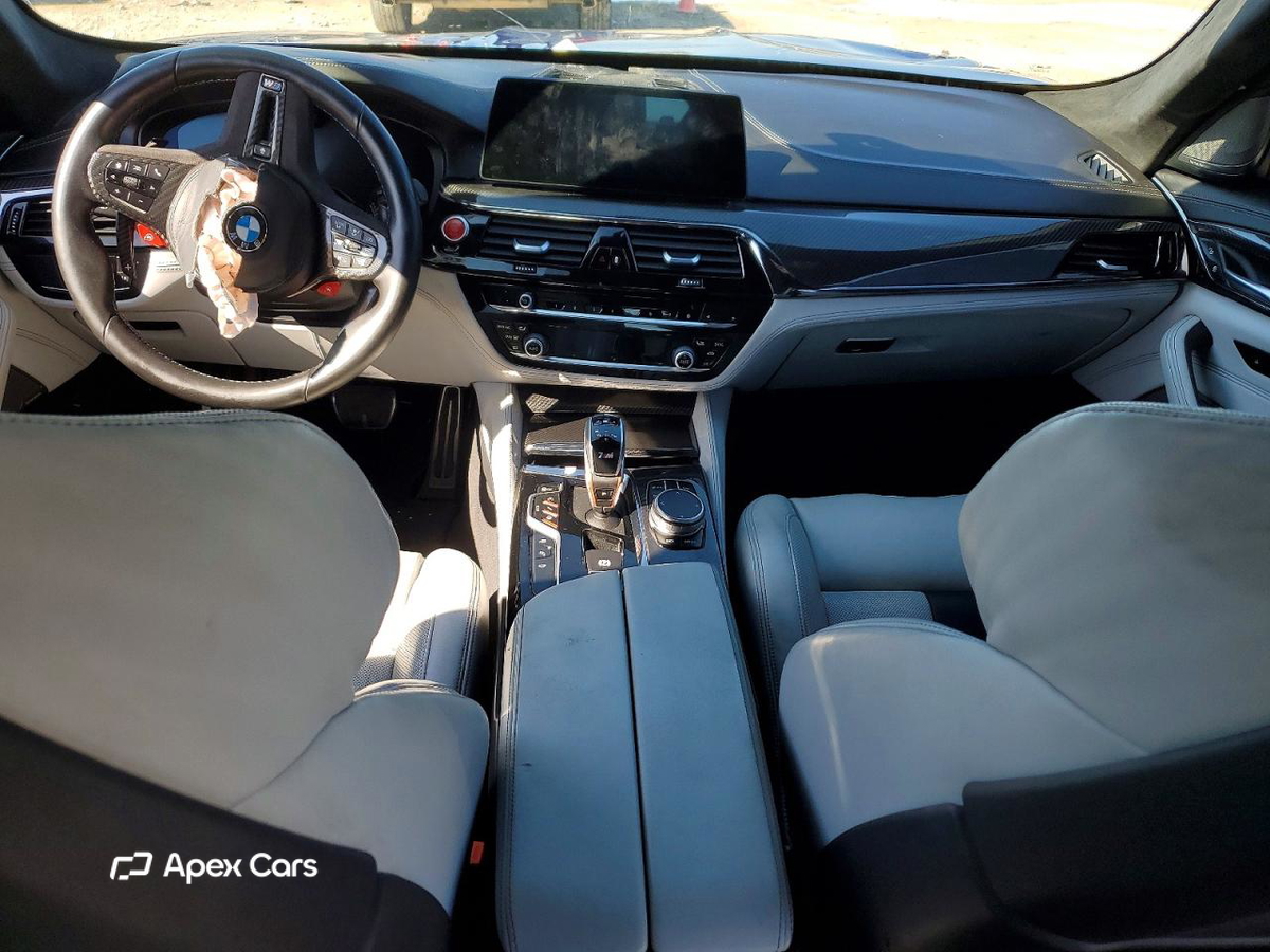 BMW M5 2022