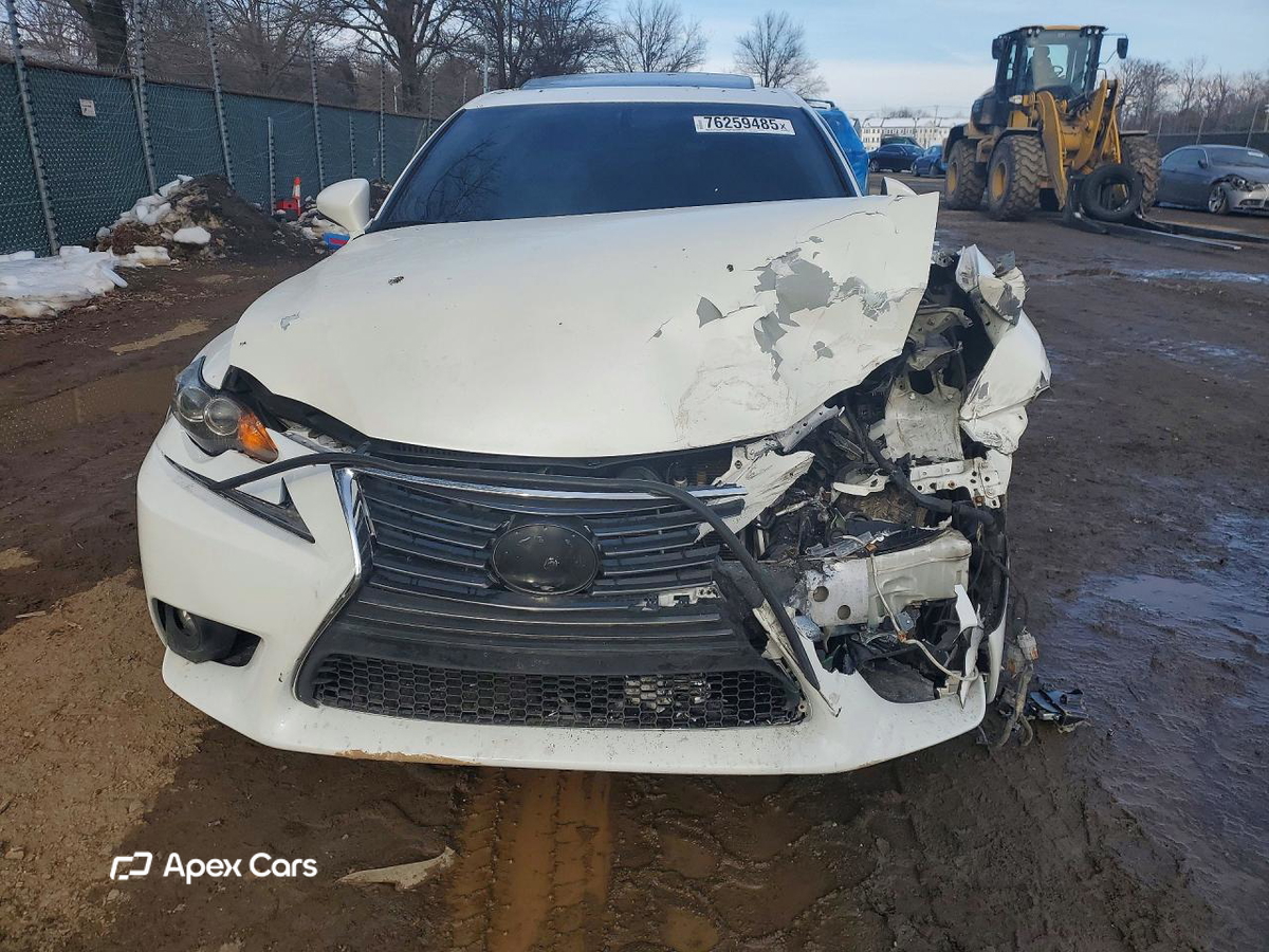 Lexus IS 2015