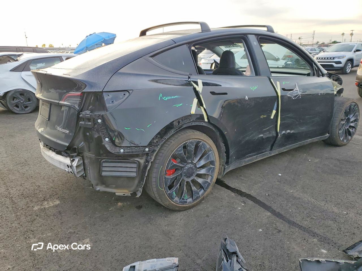 Tesla Model Y 2023