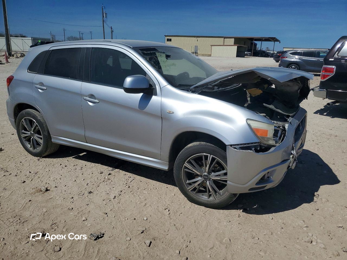 Mitsubishi Outlander 2011