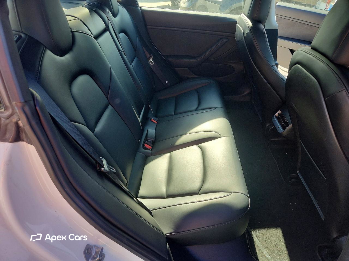 Tesla Model 3 2018