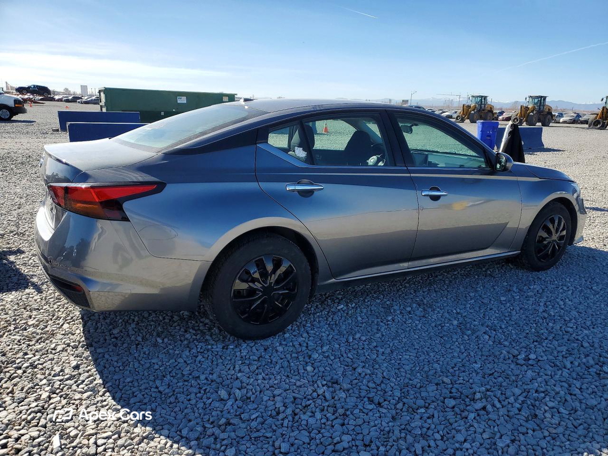 Nissan Altima 2019
