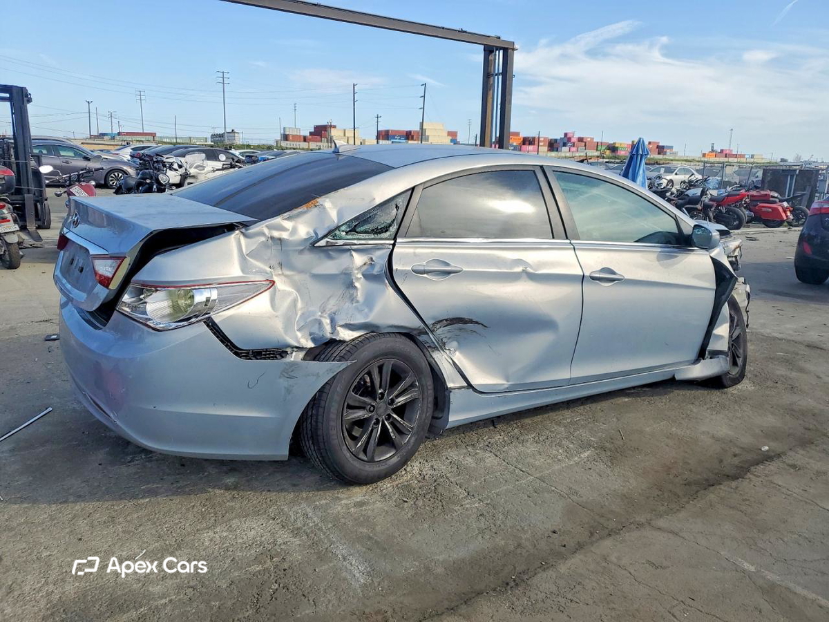 Hyundai Sonata 2013
