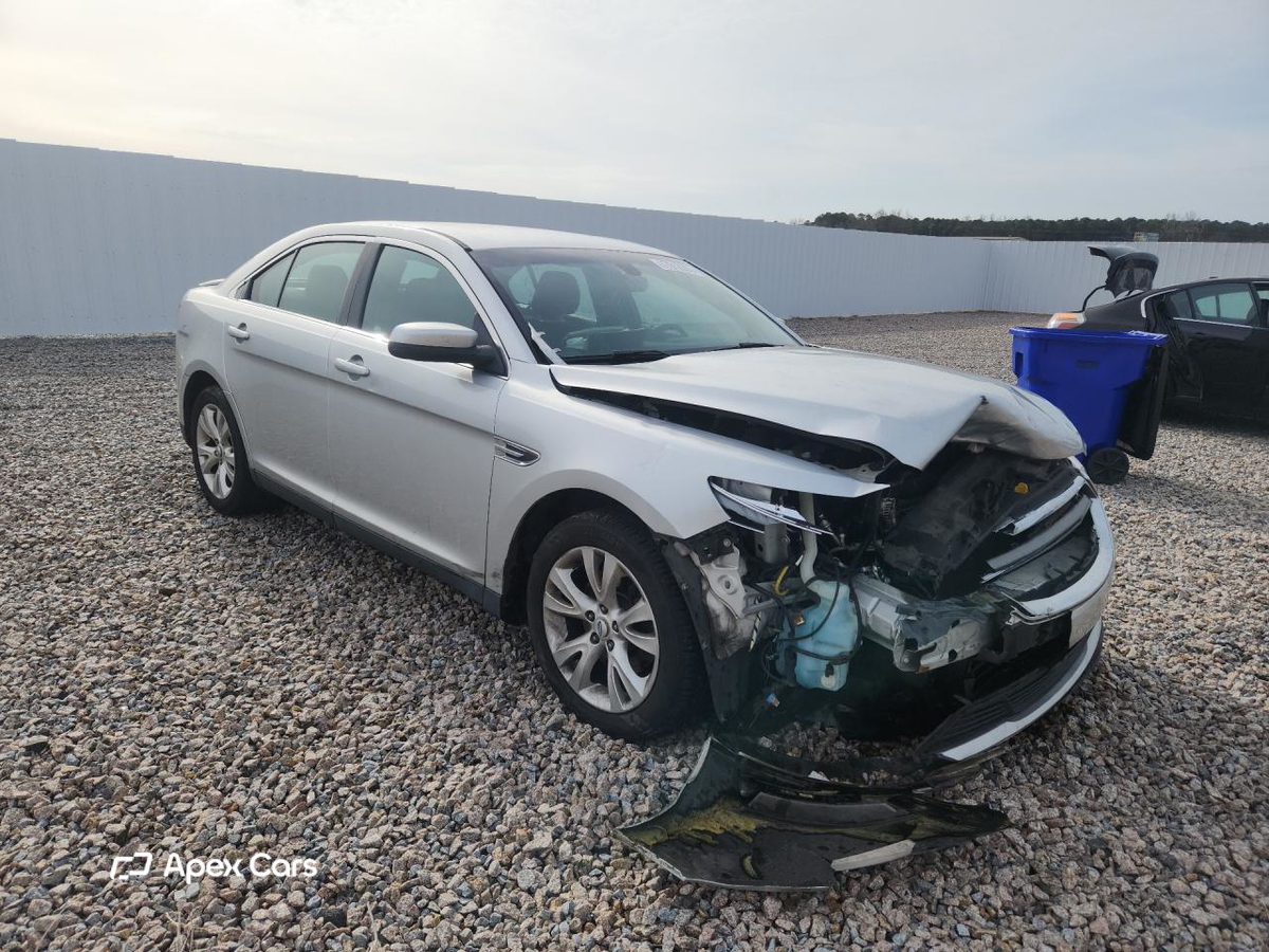 Ford Taurus 2013