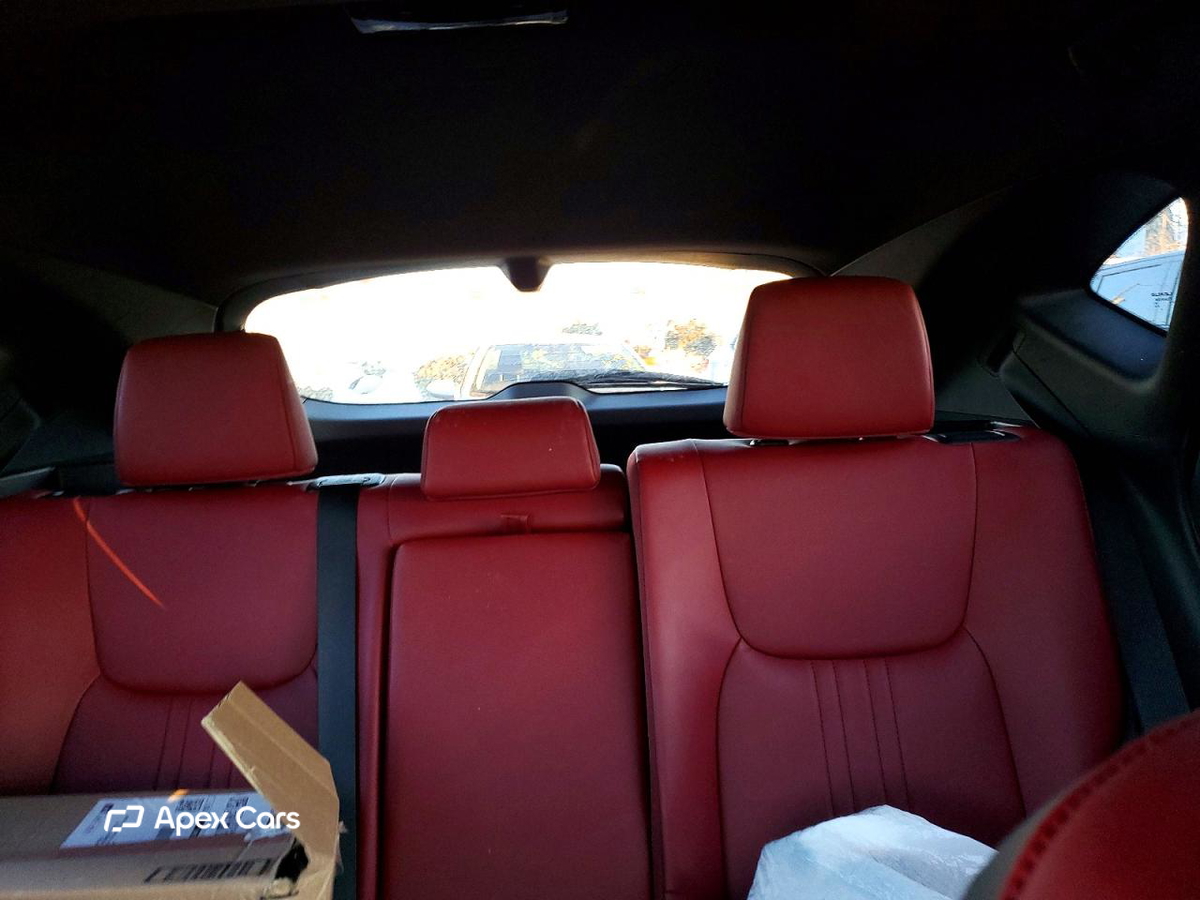 Lexus NX 2023