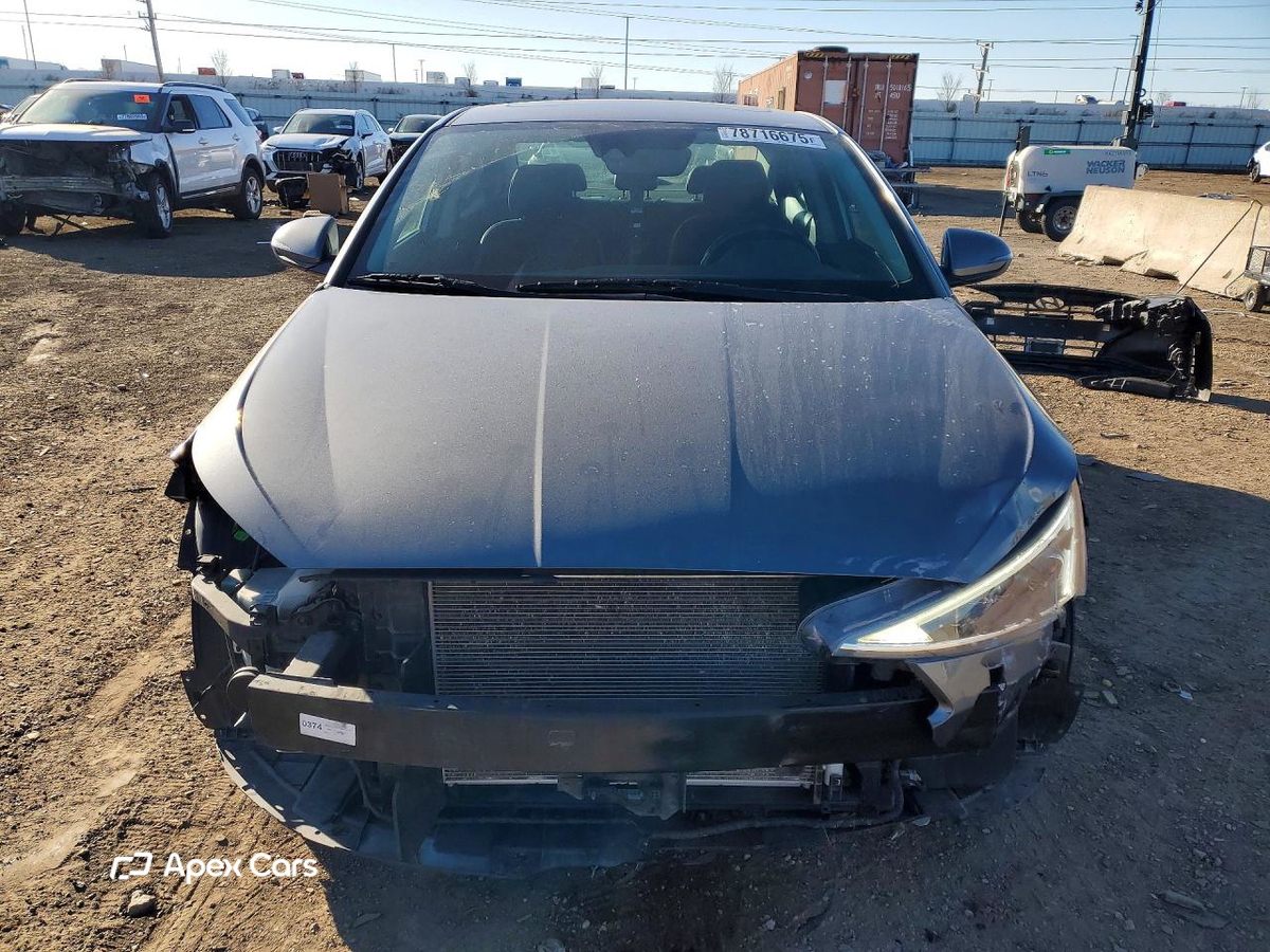 Hyundai Elantra 2020