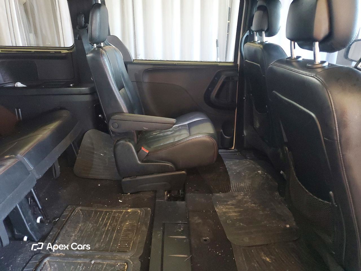 Dodge Caravan 2017