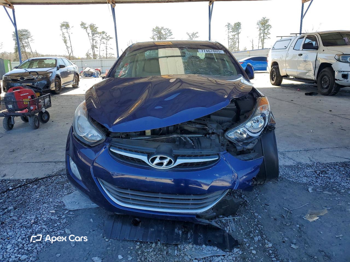 Hyundai Elantra 2013