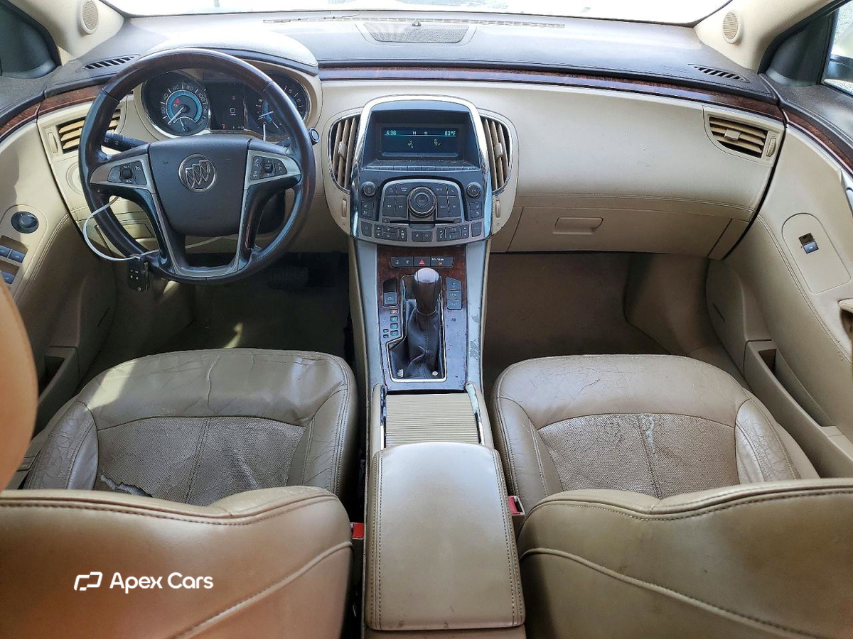 Buick LaCrosse 2011