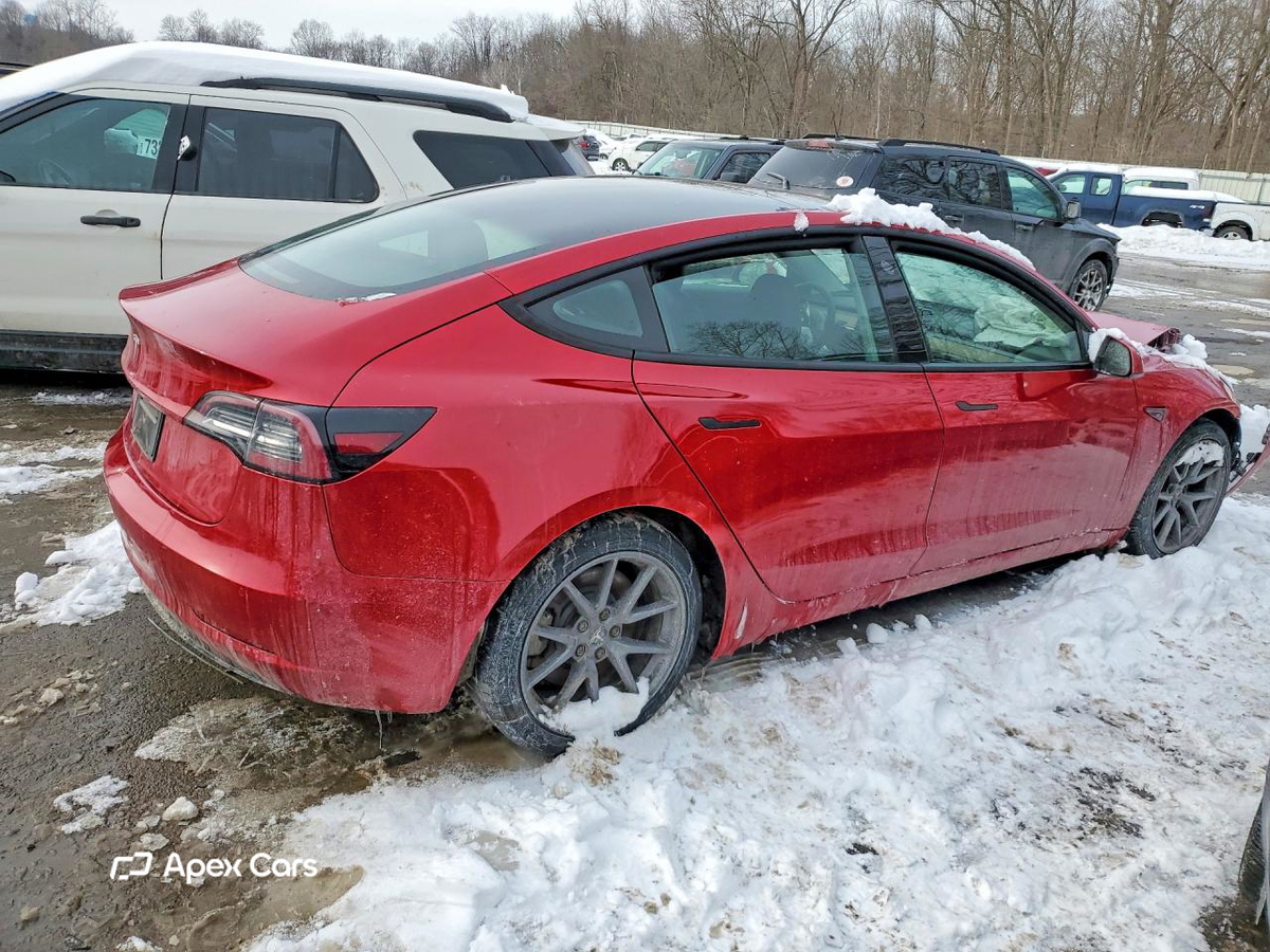 Tesla Model 3 2021