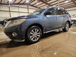Nissan Pathfinder 2016