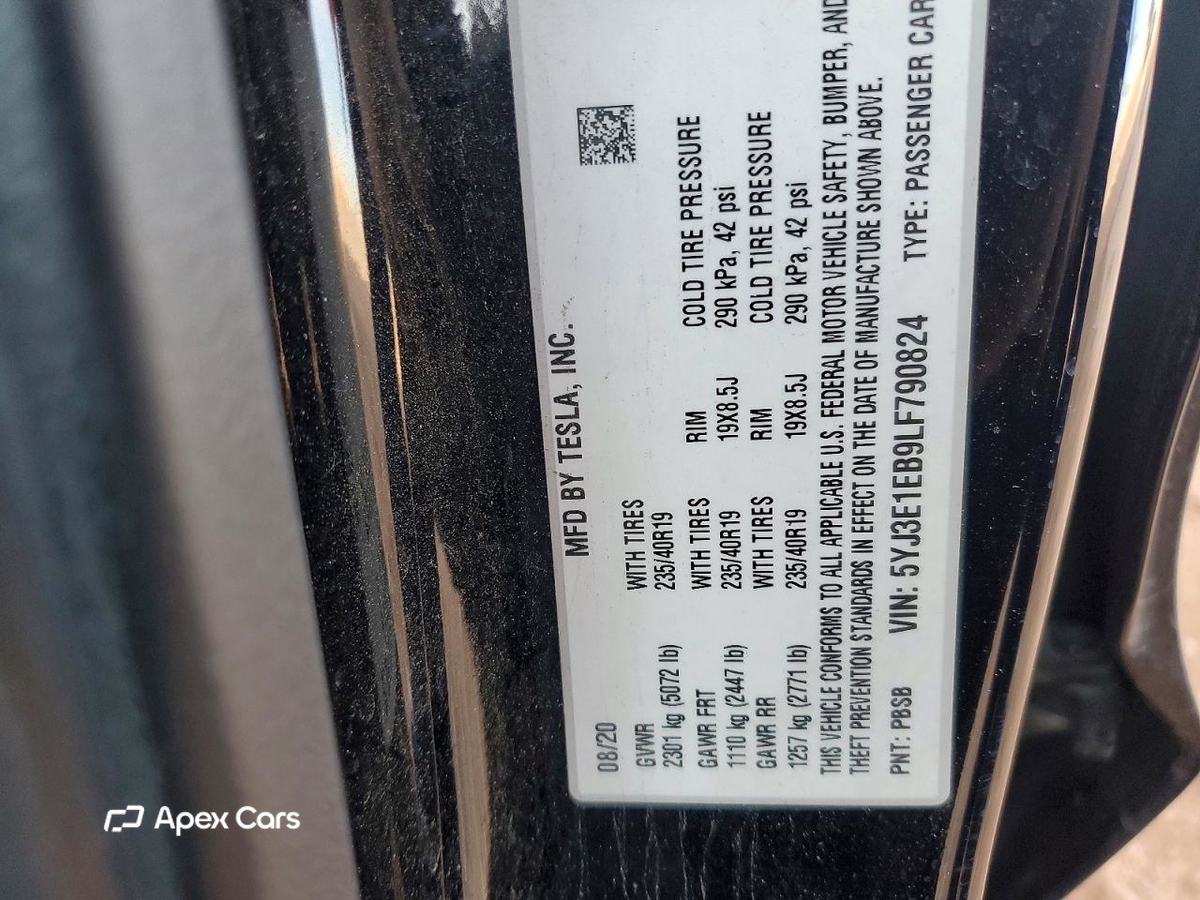 Tesla Model 3 2020