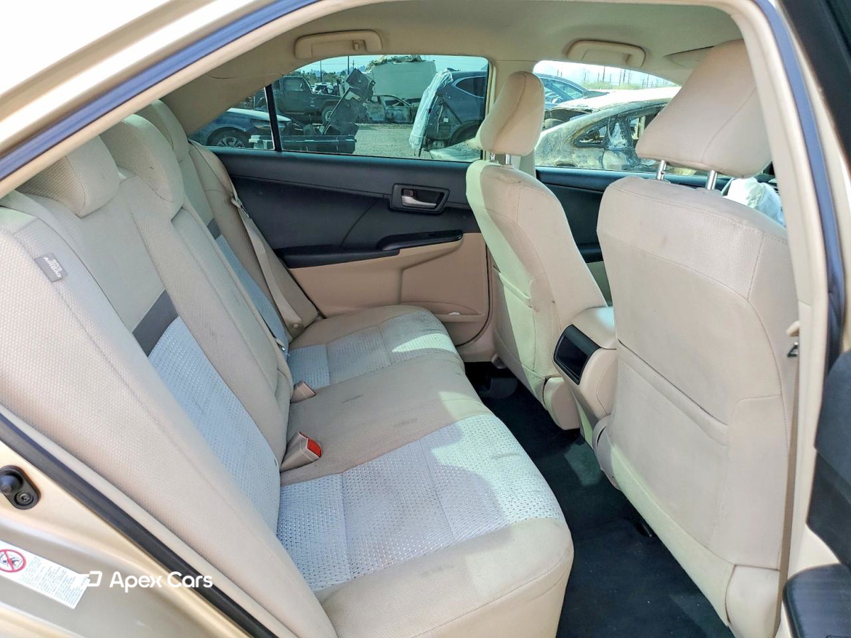 Toyota Camry 2012