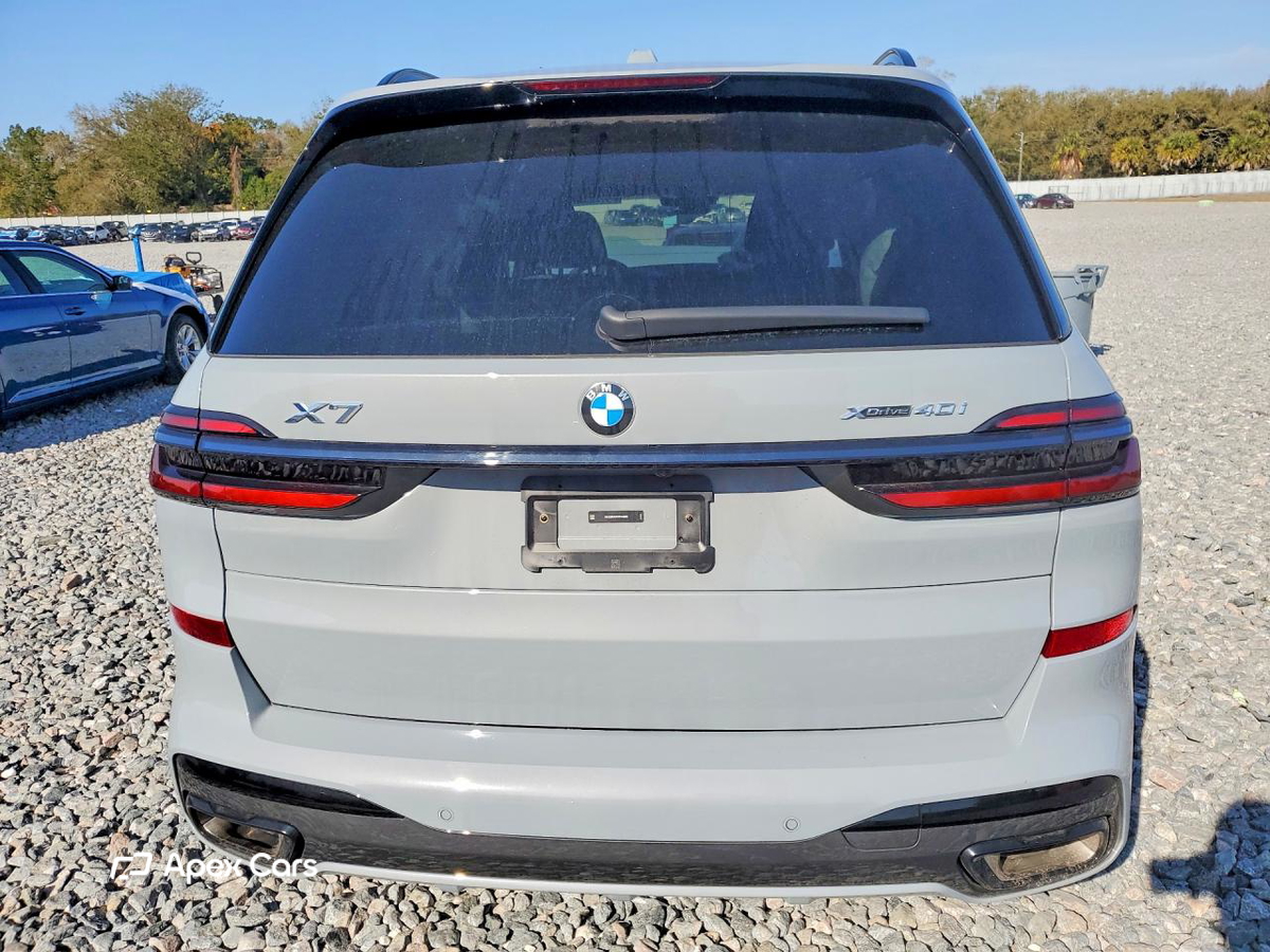 BMW X7 2025